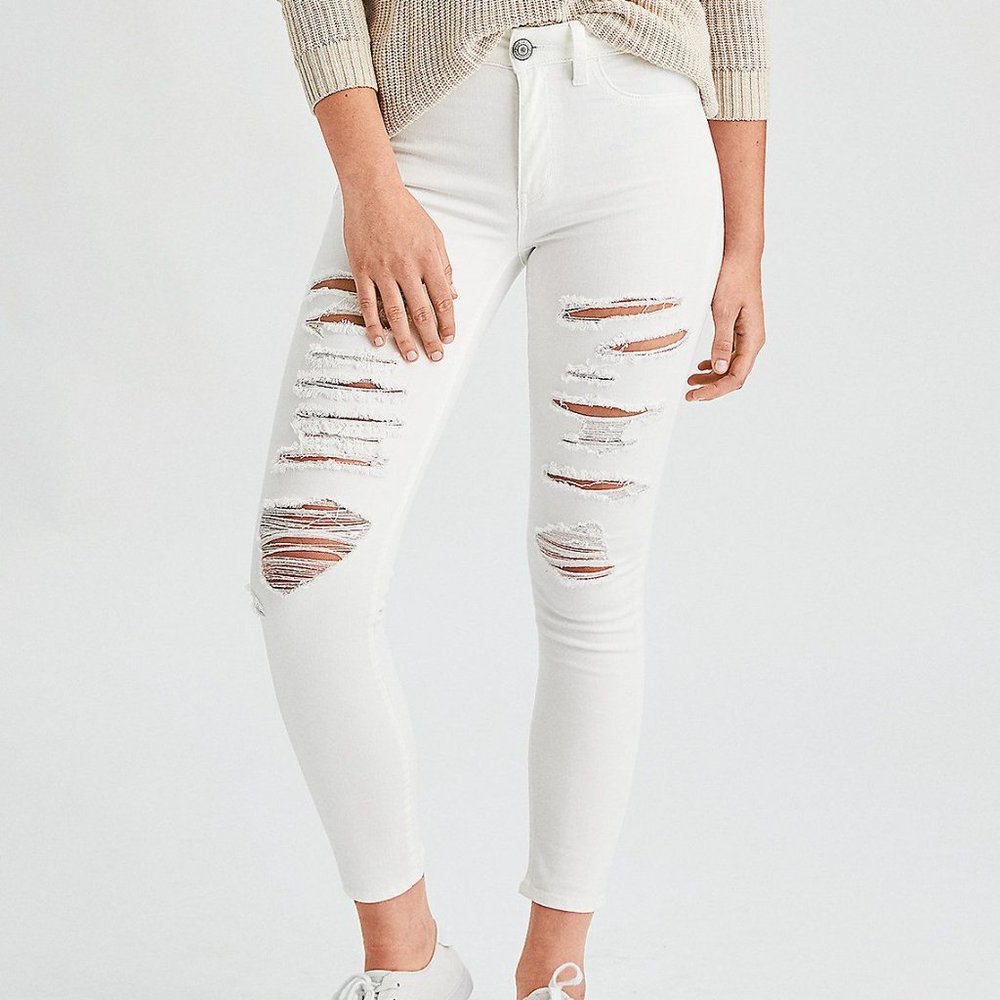 American Eagle White Jeans